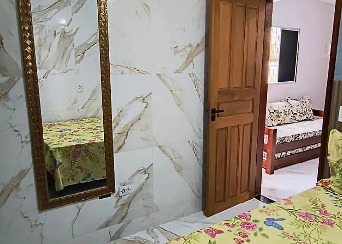 Apartamento Ubatuba - Praia Grande - 260M Da Praia - Com Garagem Privativa