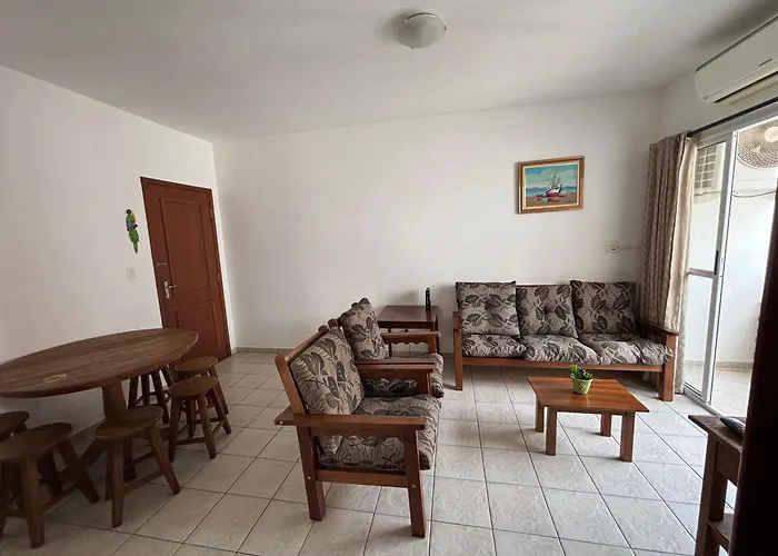 Ap Com Piscina, Churrasqueiras, Ar Condicionado, Ate 08 Adultos Ubatuba